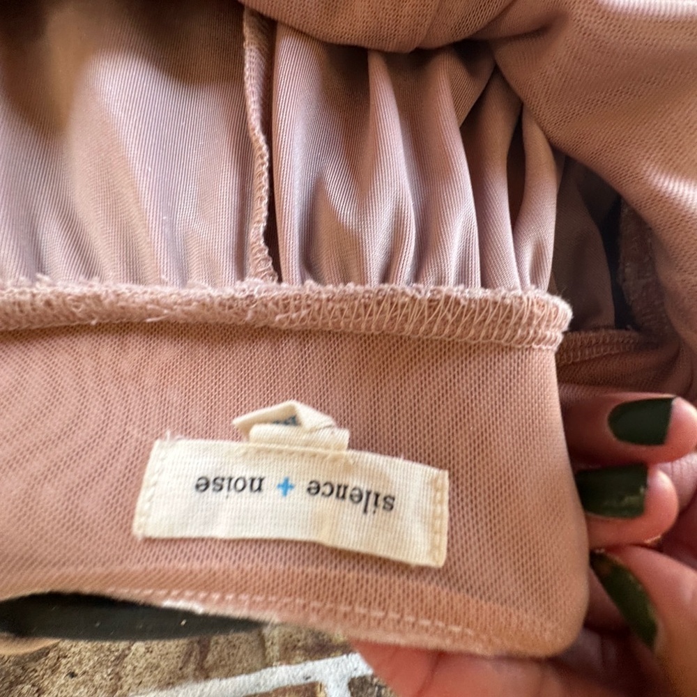 Silence + Noise Pink Velvet Pajama Dress - Picture 9 of 10